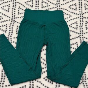 Victoria's Secret Emerald Green Leggings